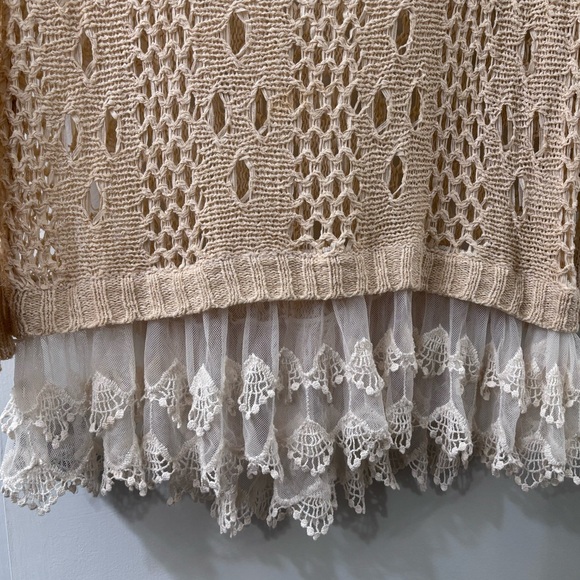 Entro Boho Cream Crochet Knitted Sweater with Layered Lace Trim - Picture 3 of 10